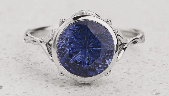 How Can an Engagement Ring Tell a Personal Story?